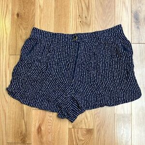 Anthropologie Navy and White Women's Shorts